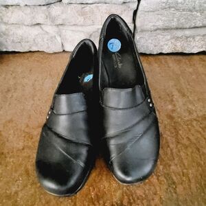 Clarks super comfy black loafers size 7.5